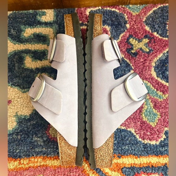 BIRKENSTOCK ARIZONA BIG BUCKLE SIZE 40 (9). Barely worn, excellent condition. - Picture 4 of 5